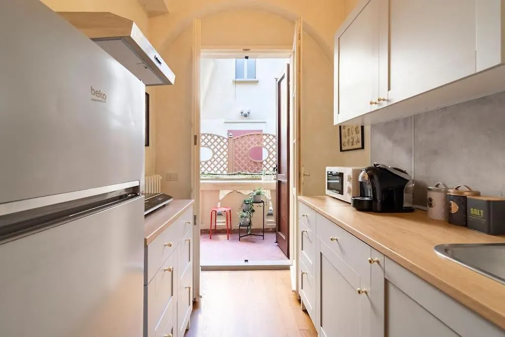 Appartamento Elegante E Centrale La Foglia D'Oro Bologna 0*,  Italy